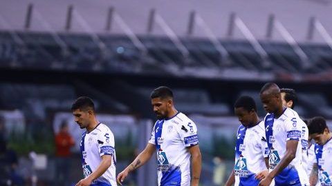 Los Tuzos del Pachuca cesaron a Pako Ayestarán de la dirección técnica.
