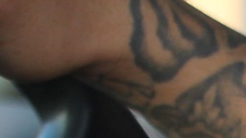 Las consecuencias de usar un teléfono inteligente mientras conduces son
las mismas que beber y conducir, y estas pueden ser de fatales consecuencias. (Jorge Luis Macías/Especia para La Opinión)