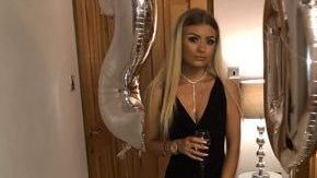 Evidenció a su novio infiel por Twitter.