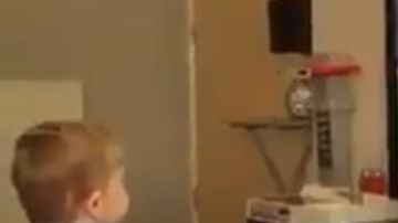 Un pequeño niño de Escocia festejó con locura un gol de los Rangers de Glasgow