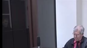 El hombre no quiere que su pareja pise la cárcel.