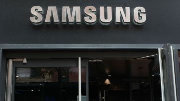 Al igual que Apple, Samsung pronosticó pérdidas para su compañía. ¿Estamos ante el comienzo de una crisis?