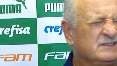 El técnico brasileño Luiz Felipe Scolari experimentó un dolor agudo en conferencia de prensa.