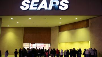 Decenas de empleados de Sears y Kmart están afectados por la bancarrota de la empresa./Archivo