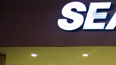 Sears es considerado como el Amazon del siglo pasado; sin embargo, en los años recientes ha ido perdiendo la carrera contra la compañía de Jeff Bezos