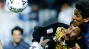 Jorge Campos y Pablo Larios llegaron a coincidir en las canchas
