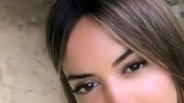 Parece que sí hay romance entre la modelo venezolana Shannon de Lima y el futbolista colombiano James Rodríguez.