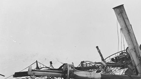 El Endurance fue aplastado por bloques de hielo y se hundió en 1915.