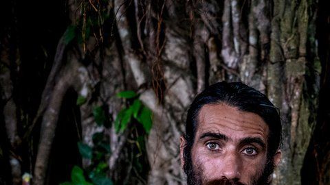 Behrouz Boochani escribió las crónicas de los detenidos en Manus.