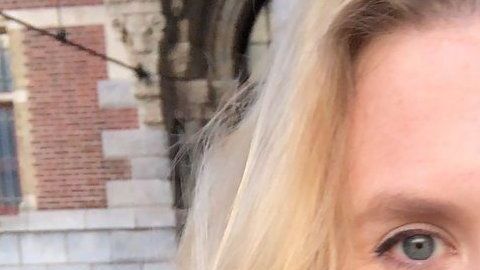 Suz Temko creyó que tenía que ser más femenina y cumplir ciertos estándares de belleza.