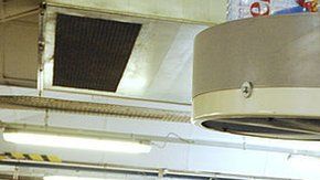 Vittel da nombre a una marca de agua embotellada de Nestlé.