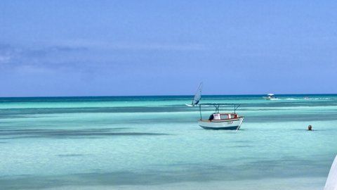 Maduro cerró las fronteras aéreas y marítimas con estas tres islas.