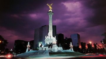 Rivas Mercado diseñó uno de los monumentos más representativos de la CDMX.