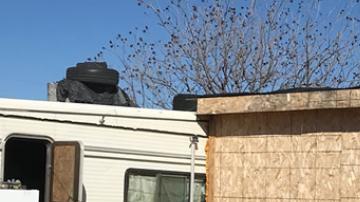 Los 67 migrantes llevaban unos 5 días en una caseta de 36 metros cuadrados.