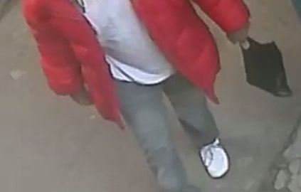 Imagen del sospechoso divulgada por el NYPD.