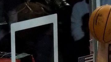 El griego Giannis Antetokounmpo hizo el mate del partido durante el NBA All Star game en Charlotte.