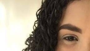 Michelle Amarante se siente orgullosa de su cabello rizo.