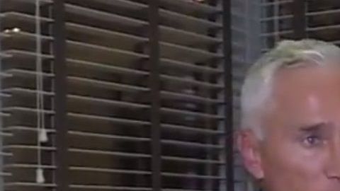 El presidente mexicano se solidarizó con Jorge Ramos, pero rechazó condenar a Maduro.