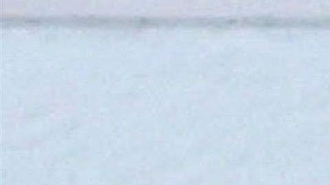 JLo lleva cara de pocos amigos para los paparazzis.