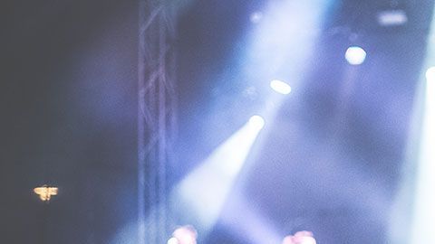 No tienes que pagar el precio completo para disfrutar de tu artista favorito.