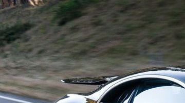 Bugatti Chiron 2017