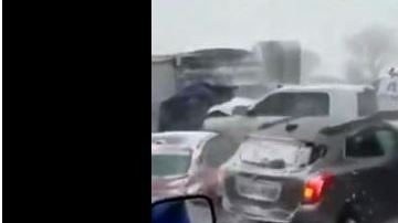 Pila de autos acumulados