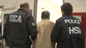 Imagen del día que "El Chapo" fue extraditado es parte de la campaña de la DEA.