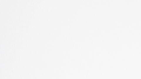 Pese a que apenas hace una década hubo una crisis del crédito y recesión, los americanos vuelven a endeudarse./Shutterstock