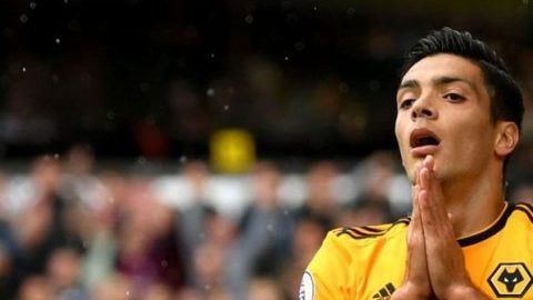 El delantero mexicano Raúl Jiménez del Wolverhampton inglés.