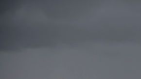 Las temperaturas más cálidas del océano, que proporcionan el combustible para los huracanes, probablemente están impulsando el fortalecimiento de tormentas explosivas.