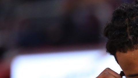 DeAndre Jordan de los New York Knicks es la viva imagen de la frustración.