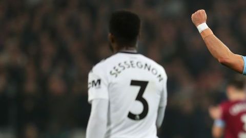 Javier "Chicharito" Hernández suma cinco goles en la actual temporada de la Premier League