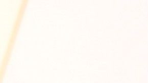 Yalitza Aparicio a la llegada a la alfombra roja de los Oscars 2019.