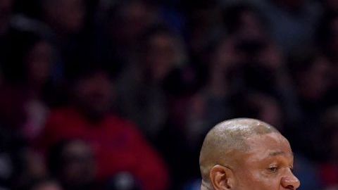 Doc Rivers le rindió homenaje a Dirk Nowitzki al final del partido