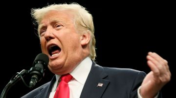 Trump vuelve a prometer la construcción del muro con o sin la ayuda del Congreso