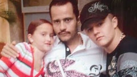 Foto de "El Mencho" con sus hijos reconocidos Jessica y Rubén.