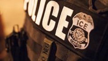 ICE pide ayuda a condados para perseguir a indocumentados.