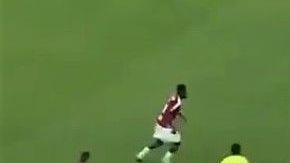 Fatos Beqiraj, tiró cuatro caños o 'túneles' en sólo cinco segundos.