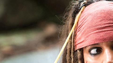 "Pirates of the Caribbean: At World's End" es una de las películas que se van de Netflix este mes.