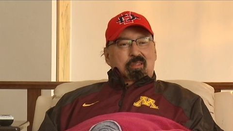 Jim Mendoza reside en Minnesota