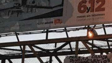 Una de las narcomantas firmadas por el CJNG en Uruapan.