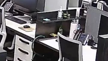 La mujer se encontraba realizando labores de limpieza en una oficina en Irvine a la 1:20 a.m.