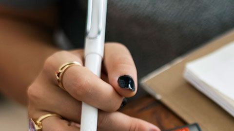 Para avanzar en tu profesión y en tu vida, podrías aceptar disminuir tu sueldo.