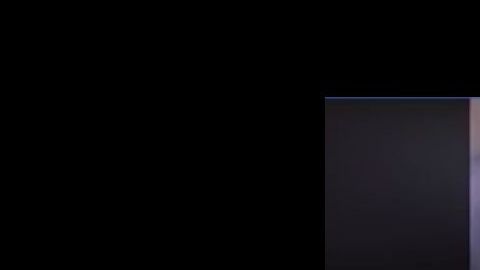 Howard Webb moja los testículos.