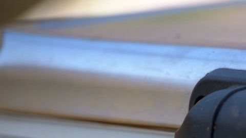 La hermana de la víctima guardó por casi 18 años el cuerpo de su hermana en el lugar menos esperado de su casa.