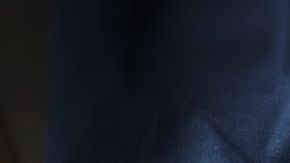 El hombre fue a defender a su novia.