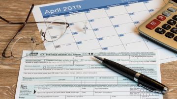 El 15 de abril finaliza el plazo para presentar la declaración de impuestos con la nueva ley tributaria./Shutterstock