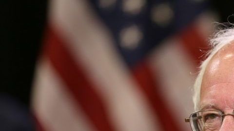 El senador Sanders tiene 77 años