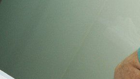 A pesar de la crisis, Venezuela sigue atrayendo a mujeres de todo el mundo interesadas en practicarse cirugías estéticas.