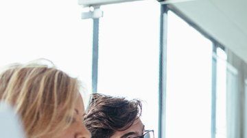 A las personas atractivas les va mejor en la vida, opina Hakim.